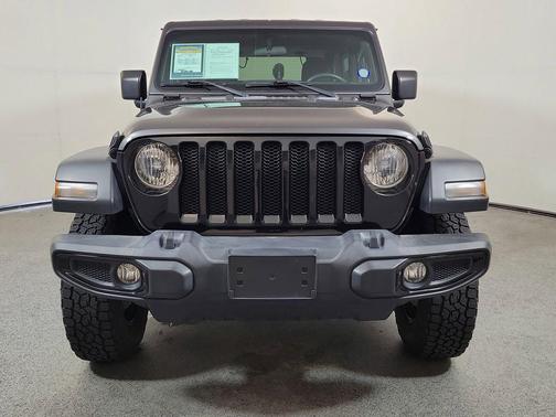 Granite Crystal Metallic Clearcoat 2022 Jeep Wrangler Sport S