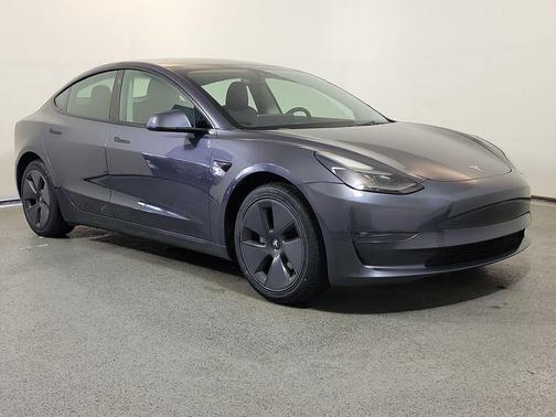 Gray 2023 Tesla Model 3 Standard Range
