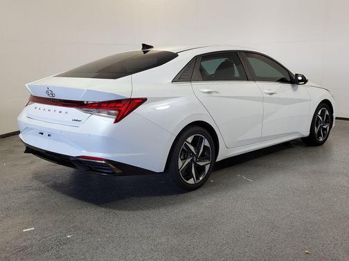 Quartz White 2021 Hyundai ELANTRA Limited