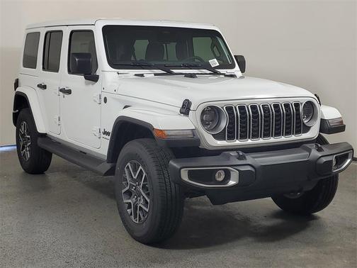 2026 Jeep Wrangler 4-Door Sahara 4x4
