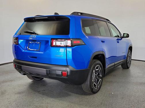 2026 Jeep Cherokee Laredo 4x4