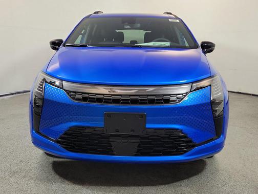 Hydro Blue Pearlcoat 2027 Chrysler Pacifica L