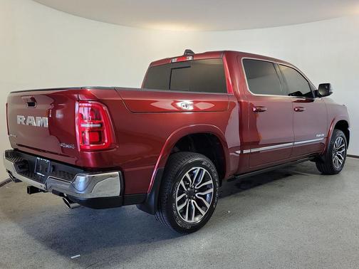Delmonico Red Pearlcoat 2025 RAM 1500 Limited