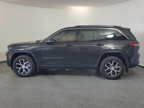 2023 Jeep Grand Cherokee Limited X