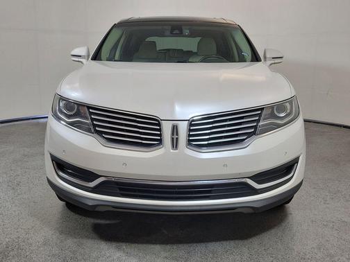 White Platinum Metallic Tri-Coat 2016 Lincoln MKX Reserve