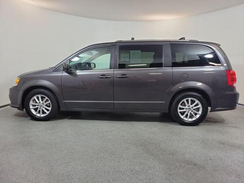 Granite Pearlcoat 2020 Dodge Grand Caravan SXT