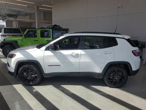 2025 Jeep Compass Latitude