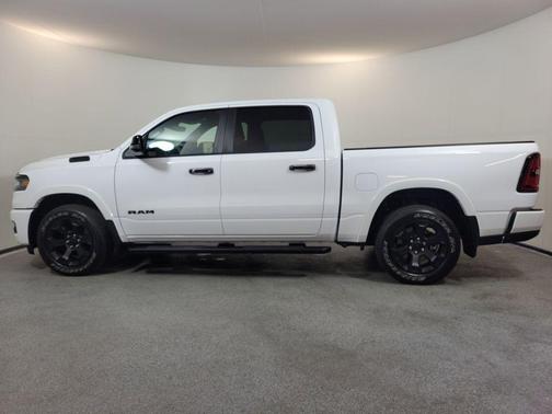 Bright White Clearcoat 2026 RAM 1500 Big Horn/Lone Star