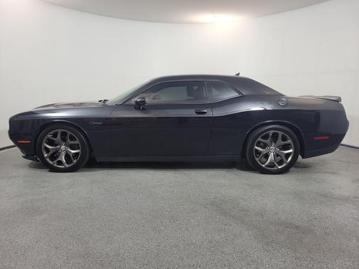 Phantom Black Tri-Coat Pearl 2015 Dodge Challenger R/T Plus