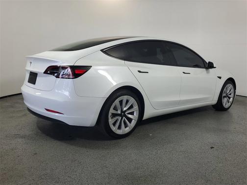 2023 Tesla Model 3 Standard Range