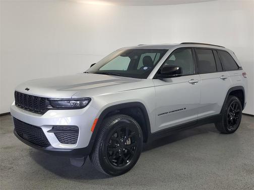2024 Jeep Grand Cherokee Altitude