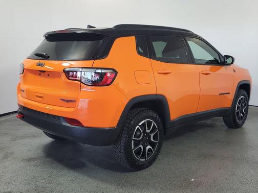 Pl4 2026 Jeep Compass Trailhawk