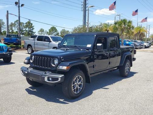2024 Jeep Gladiator Sport S
