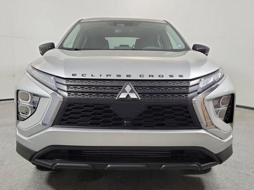 Alloy Silver Metallic 2023 Mitsubishi Eclipse Cross LE