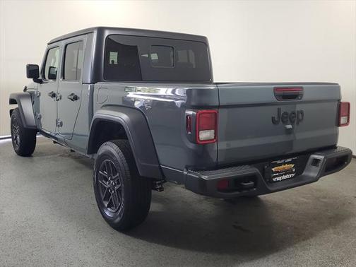 2025 Jeep Gladiator Sport S