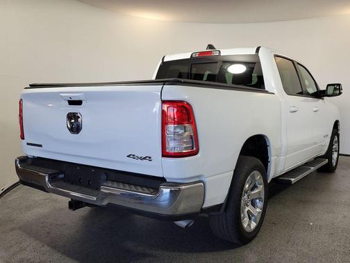 Bright White Clearcoat 2022 RAM 1500 Big Horn/Lone Star