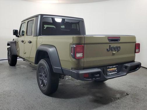 2025 Jeep Gladiator Sport S