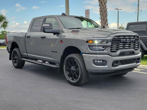 Ceramic Gray Clearcoat 2026 RAM 2500 Big Horn Crew Cab 4x4 6'4' Box