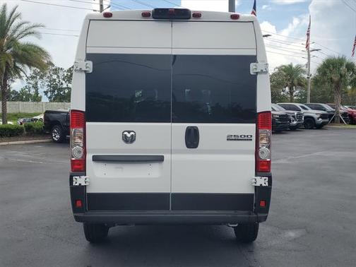 2024 RAM ProMaster 2500 Tradesman