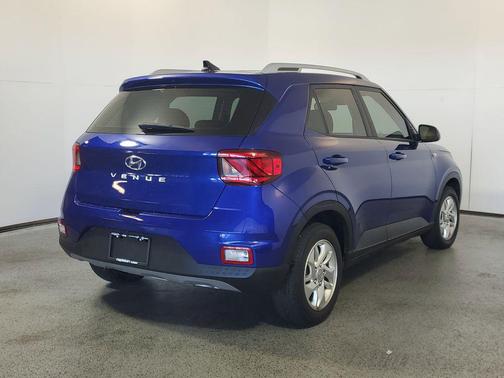 2020 Hyundai VENUE SEL