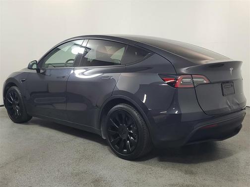 2024 Tesla Model Y Long Range Dual Motor All-Wheel Drive