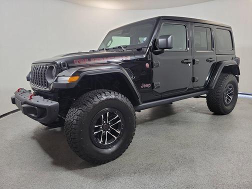 Black Clearcoat 2025 Jeep Wrangler Rubicon