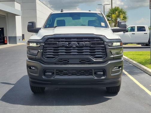 Bright White Clearcoat 2026 RAM 2500 Tradesman Regular Cab 4x4 8' Box