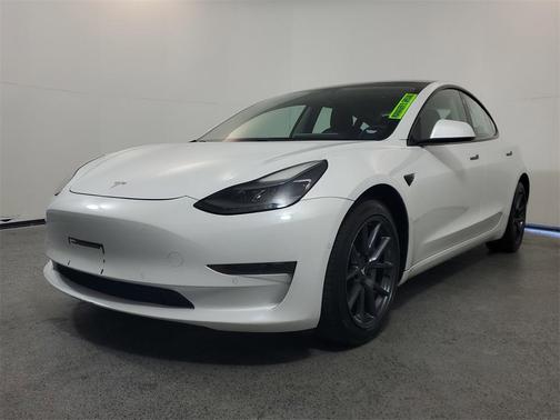 2022 Tesla Model 3 Standard Range