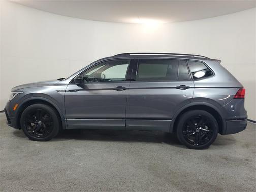 2023 Volkswagen Tiguan 2.0T SE R-Line Black 4MOTION