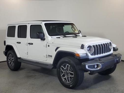 2025 Jeep Wrangler 4-Door Sahara 4x4