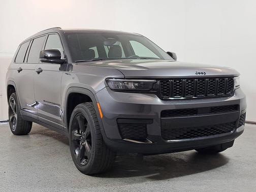 2022 Jeep Grand Cherokee L Altitude