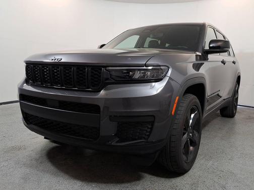 2022 Jeep Grand Cherokee L Altitude