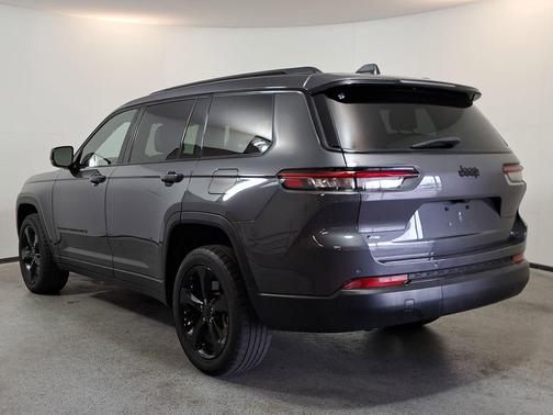 2022 Jeep Grand Cherokee L Altitude