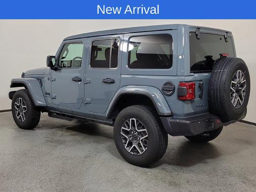 Anvil Clearcoat 2026 Jeep Wrangler 4-Door Sahara 4x4