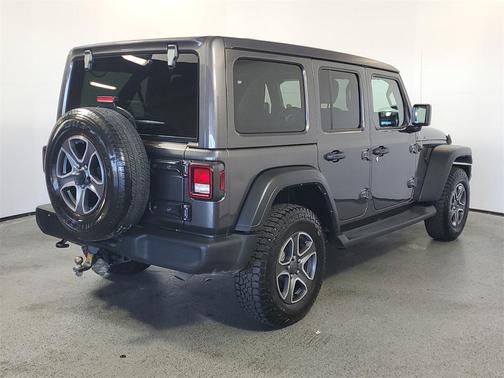 2022 Jeep Wrangler Unlimited Sport