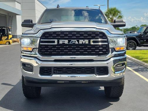 Billet Silver Metallic Clearcoat 2022 RAM 2500 Big Horn Crew Cab 4x4 6'4' Box