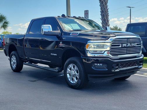 Billet Silver Metallic Clearcoat 2022 RAM 2500 Big Horn Crew Cab 4x4 6'4' Box