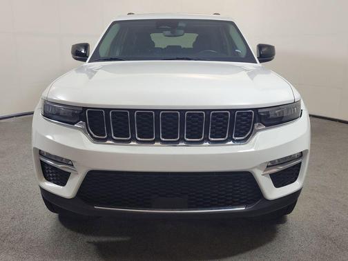 Bright White Clearcoat 2022 Jeep Grand Cherokee Limited