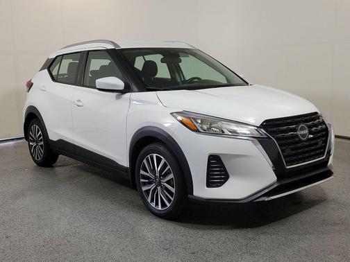 Fresh Powder 2023 Nissan Kicks SV
