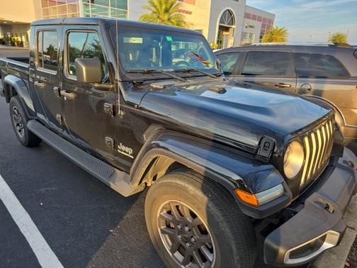 2021 Jeep Gladiator Overland