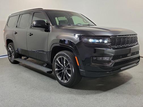 Diamond Black Crystal Pearlcoat 2024 Jeep Grand Wagoneer Series II 4x4