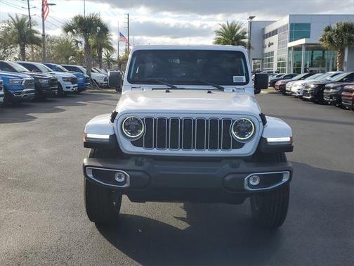 2025 Jeep Wrangler 4-Door Sahara 4x4