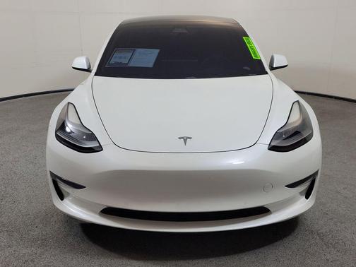 Pearl White Multi-Coat 2021 Tesla Model 3 Standard Range Plus