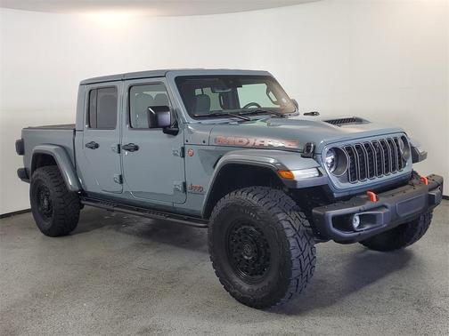 2024 Jeep Gladiator Mojave X