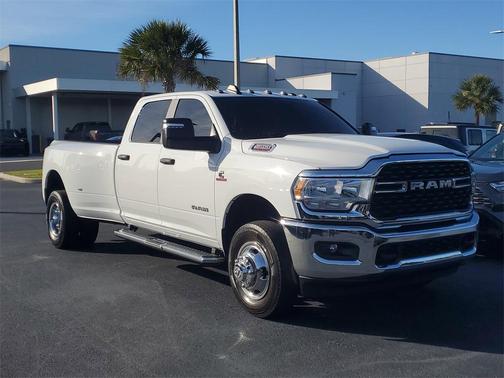 2024 RAM 3500 Big Horn Crew Cab 4x4 8' Box