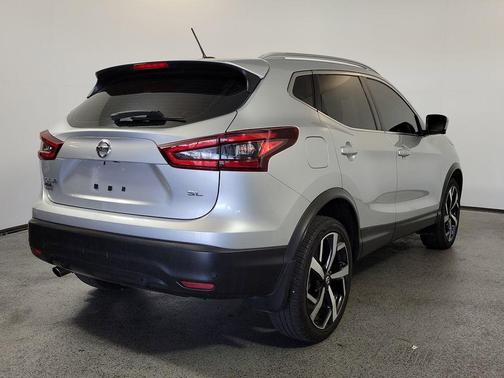 2021 Nissan Rogue Sport SL