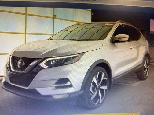 2021 Nissan Rogue Sport SL