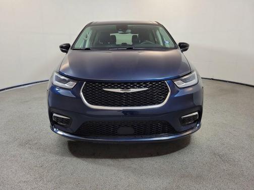 Fathom Blue Pearlcoat 2024 Chrysler Pacifica Touring L