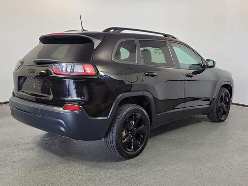 Diamond Black Crystal Pearlcoat 2021 Jeep Cherokee Latitude Plus