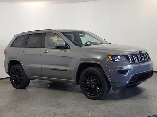 2021 Jeep Grand Cherokee Laredo